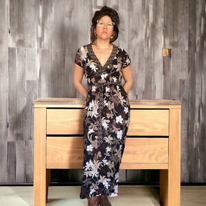 Brown Floral Print Empire Waist V-neck Stretchy Maxi Dress Medium